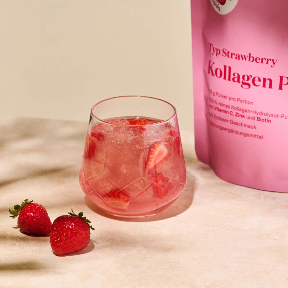 Strawberries, ice and a scoop of collagen: ready in under five minutes.